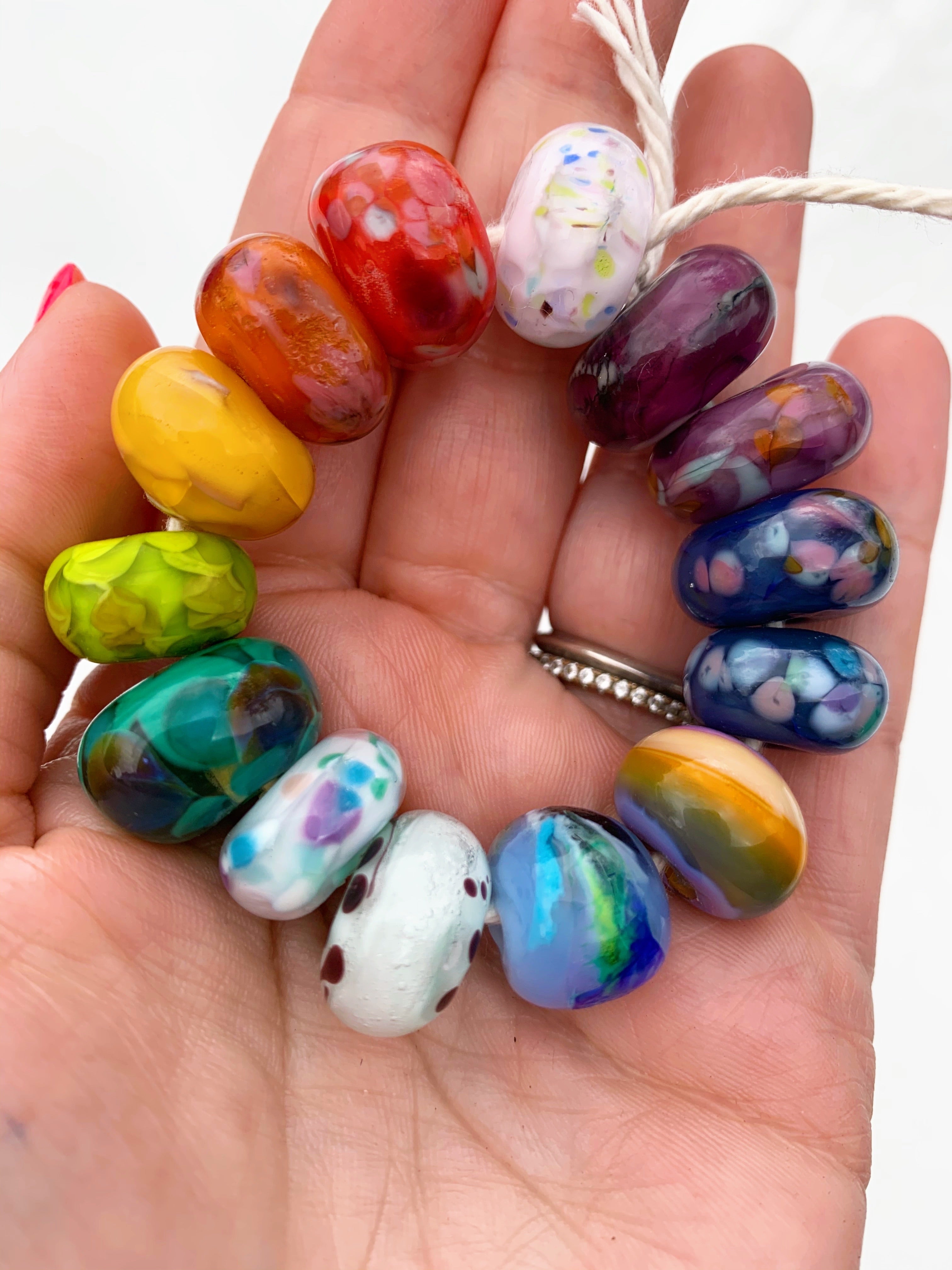Speckled Rainbow colorful glass 14 bead set.